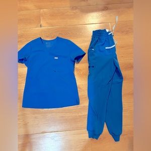 Womens FIGS scrub set